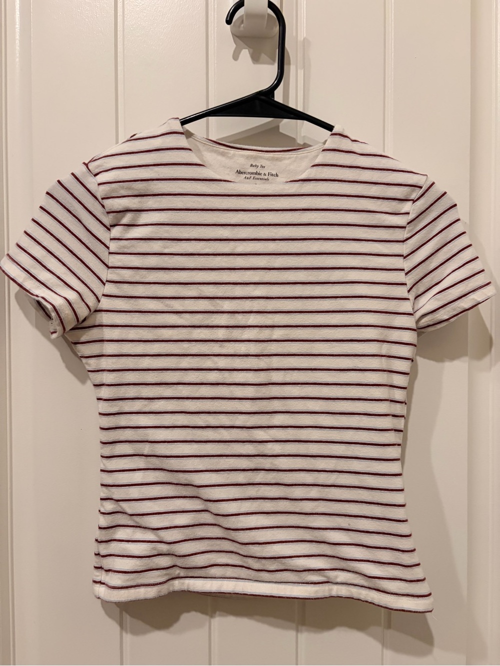 Abercrombie & Fitch White Tee with Burgundy Stripes